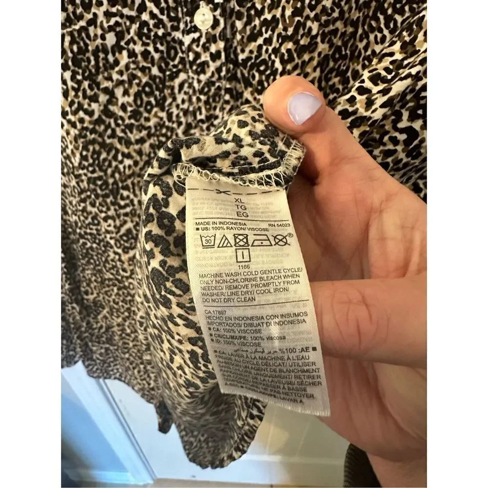 NWOT Old Navy Leopard Animal Print Button Long Sleeve Blouse - Size XL - 613827 - Picture 8 of 10